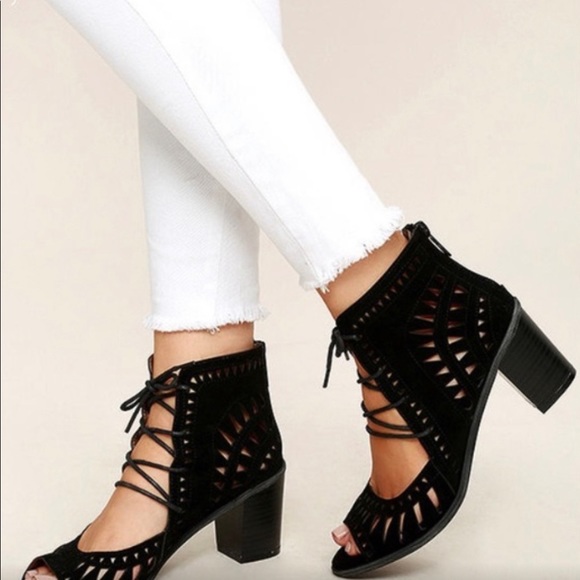 Vince Camuto Tarita Black Suede Heel Wedge Size 8.5 - Picture 10 of 10